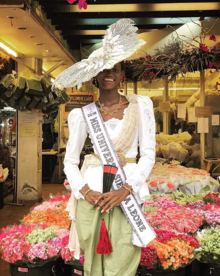 Câu chuyện cảm động về thí sinh Miss Universe 2018: Dự thi muộn vì quá nghèo, nhưng nhận cái kết ấm lòng từ người dân Thái - Ảnh 6. Câu chuyện cảm động về thí sinh Miss Universe 2018: Dự thi muộn vì quá nghèo, nhưng nhận cái kết ấm lòng từ người dân Thái - Ảnh 6.