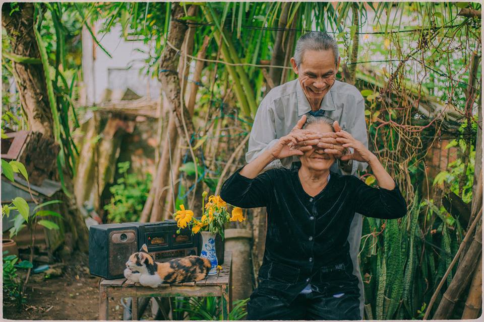 U80 thời chỉ có chiếc radio mà khiến u đôi mươi hờn ghen vì yêu ngọt hơn mật - Ảnh 6. U80 thời chỉ có chiếc radio mà khiến u đôi mươi hờn ghen vì yêu ngọt hơn mật - Ảnh 6.