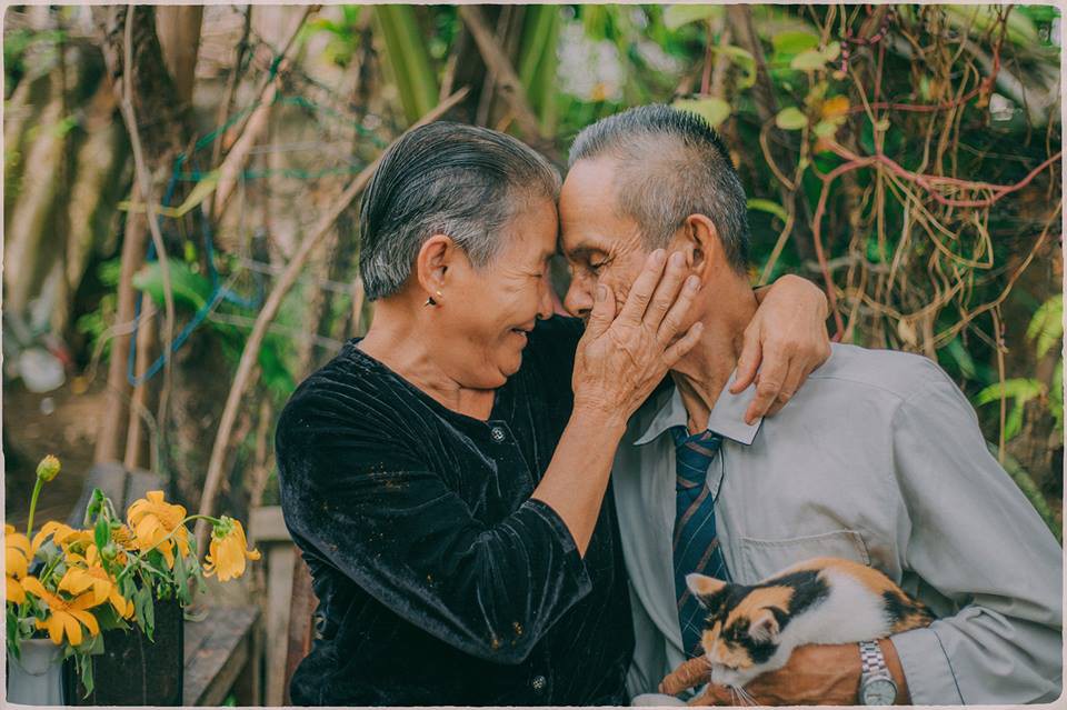 U80 thời chỉ có chiếc radio mà khiến u đôi mươi hờn ghen vì yêu ngọt hơn mật - Ảnh 9. U80 thời chỉ có chiếc radio mà khiến u đôi mươi hờn ghen vì yêu ngọt hơn mật - Ảnh 9.