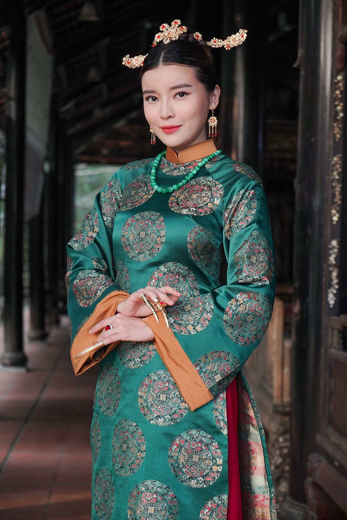 Cao Thái Hà bất ngờ gia nhập hậu cung của Diên Hi công lược phiên bản Việt - Ảnh 1. Cao Thái Hà bất ngờ gia nhập hậu cung của Diên Hi công lược phiên bản Việt - Ảnh 1.