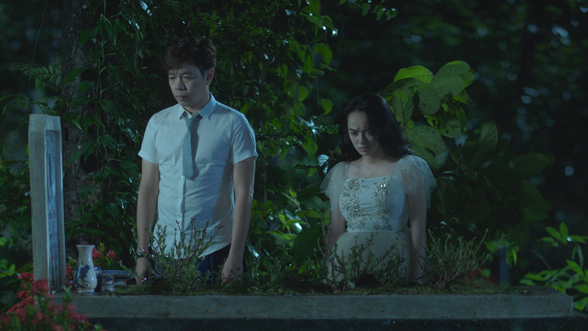 Hé lộ những phân cảnh đứt lòng xé ruột của cha con Thái Hòa - Kaity Nguyễn - Ảnh 6. Hé lộ những phân cảnh đứt lòng xé ruột của cha con Thái Hòa - Kaity Nguyễn - Ảnh 6.