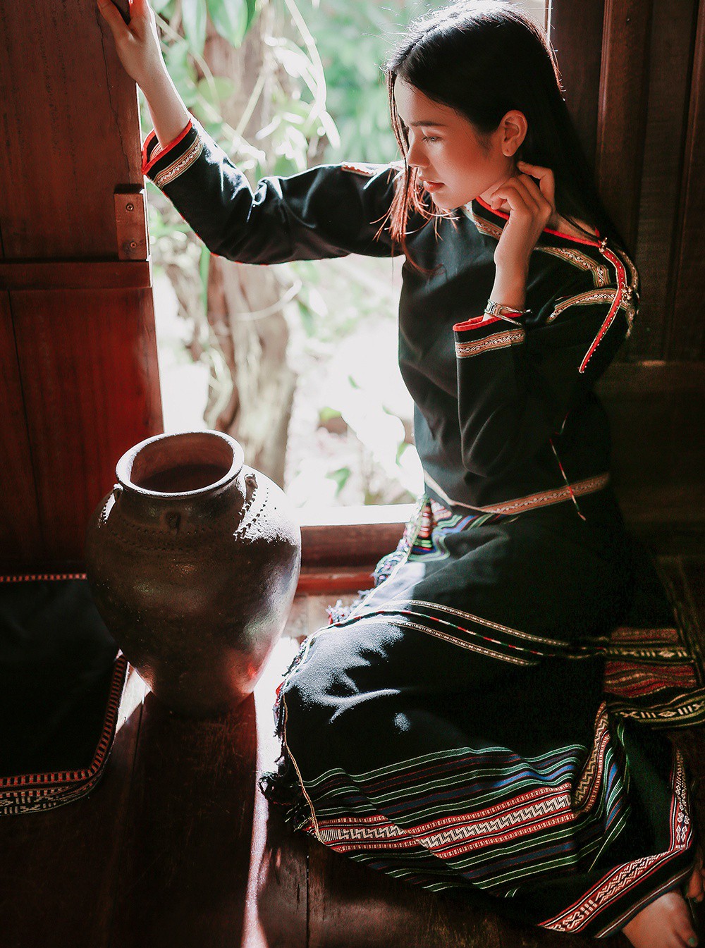 Cô nàng rắc rối bị ghét nhất The Face chia sẻ về mối quan hệ với HHen Niê - Ảnh 3. Cô nàng rắc rối bị ghét nhất The Face chia sẻ về mối quan hệ với HHen Niê - Ảnh 3.