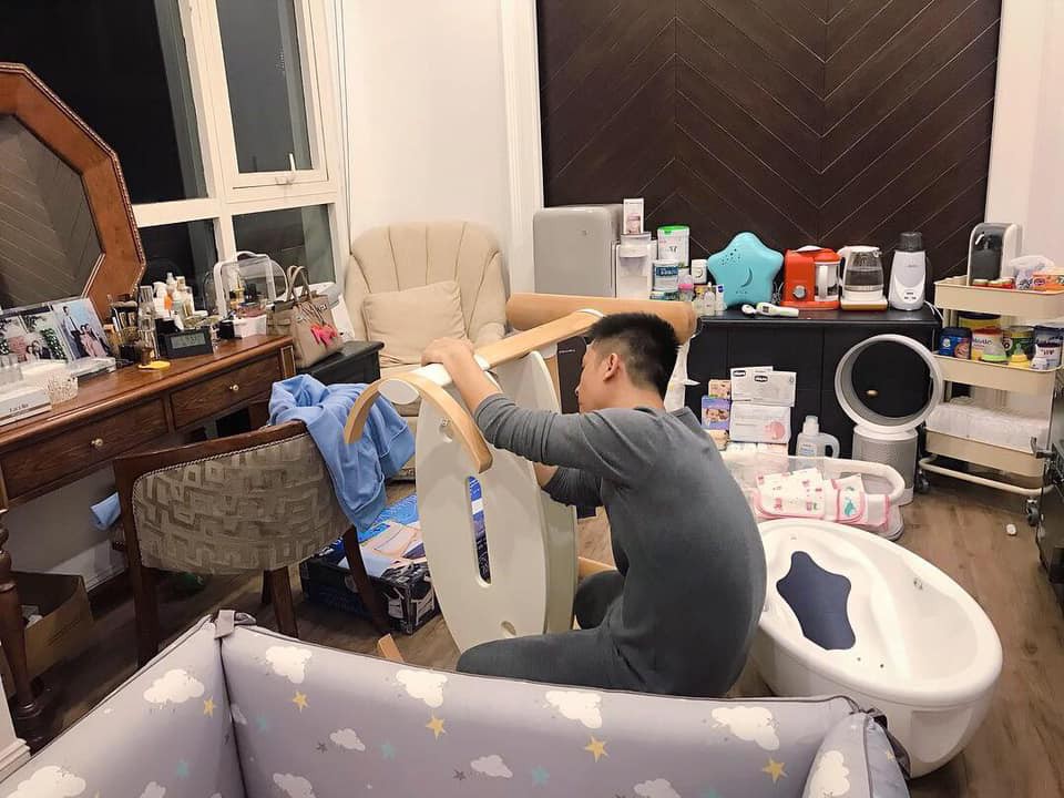 Gần 40 tuần thai, Hằng Túi phải ngủ ngồi, đau nhức khắp cơ thể, bé Sam vẫn tung tăng trong bụng chưa thích ra - Ảnh 3. Gần 40 tuần thai, Hằng Túi phải ngủ ngồi, đau nhức khắp cơ thể, bé Sam vẫn tung tăng trong bụng chưa thích ra - Ảnh 3.