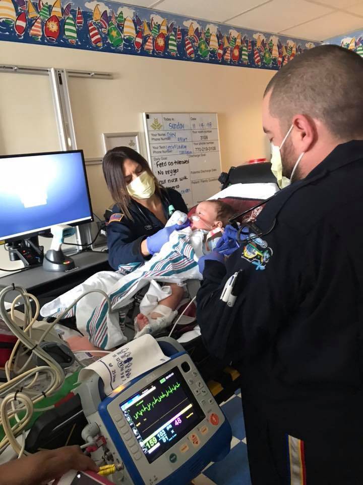 Bà mẹ ngàn lần hối tiếc vì đã để người ngoài thoải mái cưng nựng, ôm hôn con - Ảnh 2. Bà mẹ ngàn lần hối tiếc vì đã để người ngoài thoải mái cưng nựng, ôm hôn con - Ảnh 2.