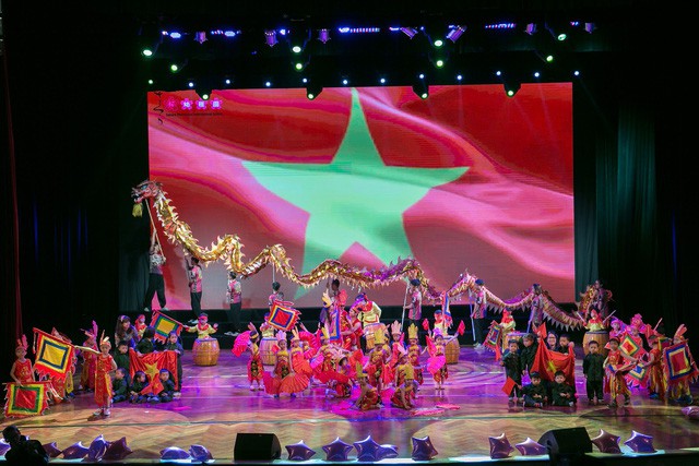 Đại nhạc hội “chất lừ” của học sinh trường quốc tế Sakura Montessori - Ảnh 3. Đại nhạc hội “chất lừ” của học sinh trường quốc tế Sakura Montessori - Ảnh 3.