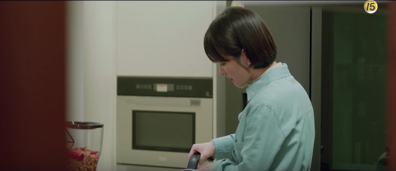 Song Hye Kyo sắp có nụ hôn đầu với phi công trẻ Park Bo Gum? - Ảnh 8. Song Hye Kyo sắp có nụ hôn đầu với phi công trẻ Park Bo Gum? - Ảnh 8.