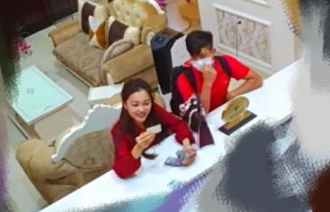 Mẹ bảo chỉ l&agrave; bạn nhưng Văn Đức v&agrave; bạn g&aacute;i tin đồn vẫn t&iacute;ch cực thả th&iacute;nh, được d&acirc;n mạng ủng hộ rần rần - Ảnh 5.