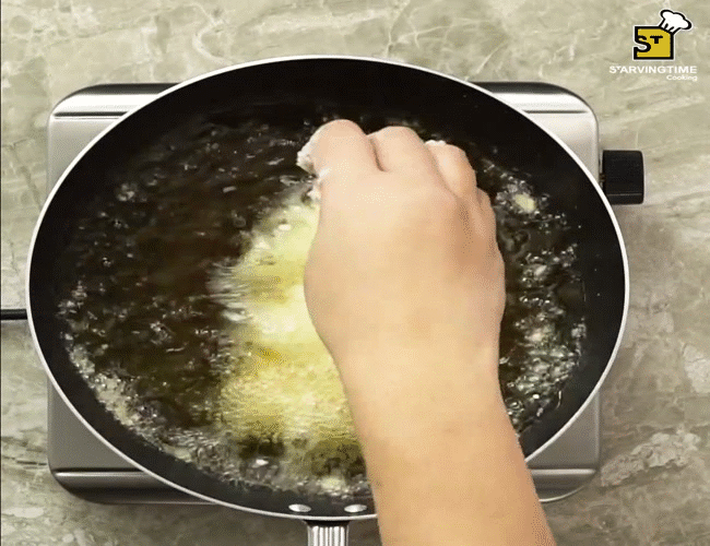 Có ai ngờ rán trứng cuộn xong làm thêm một bước đơn giản nữa là nâng tầm món ăn thành siêu phẩm trong nháy mắt - Ảnh 7.