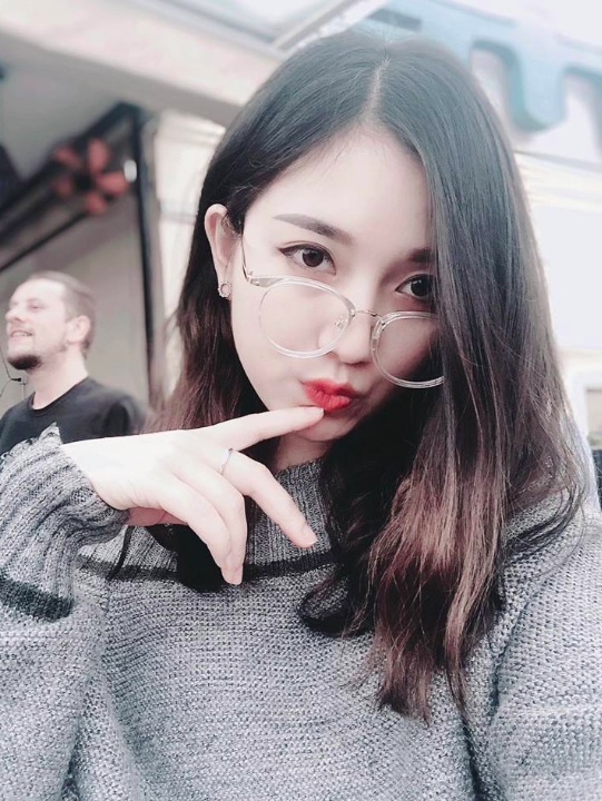 3 c&ocirc; gi&aacute;o 9x xinh đẹp, nhan sắc như hotgirl g&acirc;y sốt cộng đồng mạng năm 2018 - Ảnh 12.