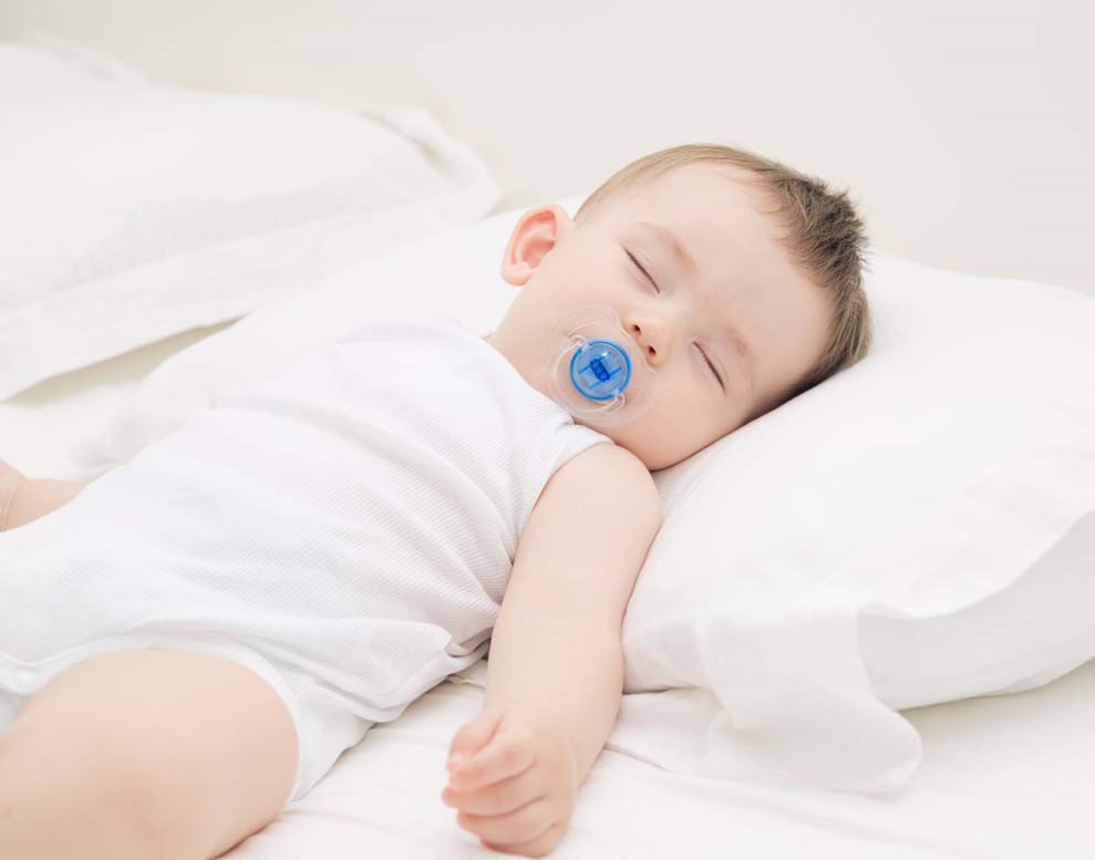 Muốn luyện trẻ sơ sinh ngủ ngoan, mẹ không được bỏ qua lời khuyên hữu ích từ chuyên gia hàng đầu - Ảnh 3. Muốn luyện trẻ sơ sinh ngủ ngoan, mẹ không được bỏ qua lời khuyên hữu ích từ chuyên gia hàng đầu - Ảnh 3.