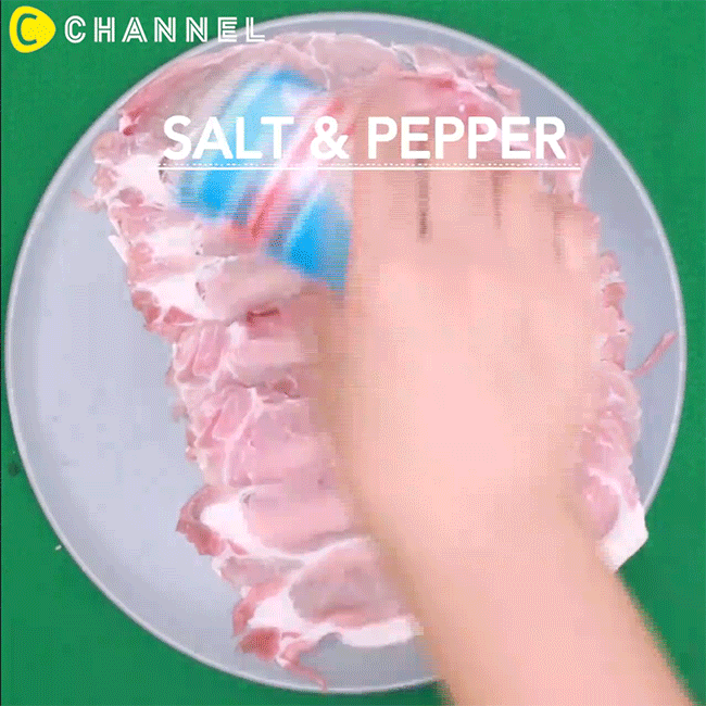 Cuốn thịt ba chỉ vào quả cà chua rồi chiên vàng lên, nghe kỳ lạ nhưng chị em cứ thử đi rồi sẽ phải ngạc nhiên với kết quả - Ảnh 5. Cuốn thịt ba chỉ vào quả cà chua rồi chiên vàng lên, nghe kỳ lạ nhưng chị em cứ thử đi rồi sẽ phải ngạc nhiên với kết quả - Ảnh 5.