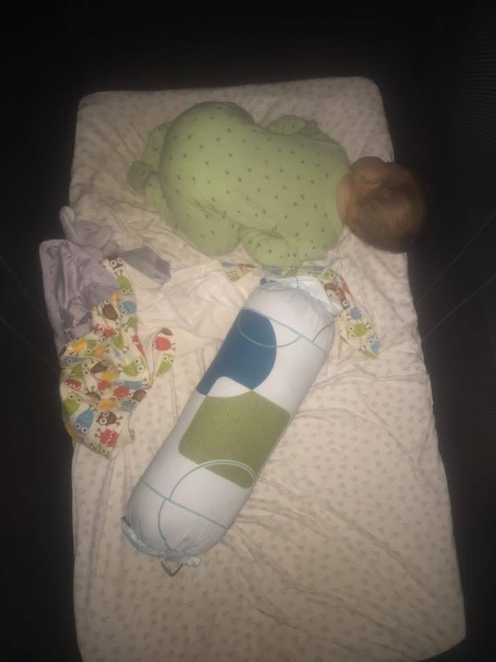 Cho con ngủ cũi từ khi lọt lòng, mẹ Việt mất đúng 1 tuần để luyện con tự ngủ từ 7 rưỡi tối đến sáng - Ảnh 3. Cho con ngủ cũi từ khi lọt lòng, mẹ Việt mất đúng 1 tuần để luyện con tự ngủ từ 7 rưỡi tối đến sáng - Ảnh 3.