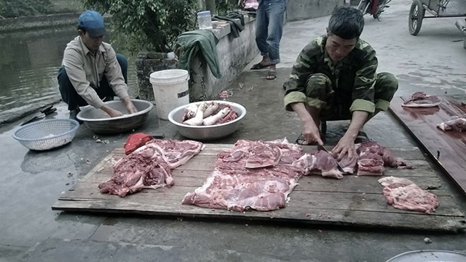 Nếu không vì miếng gan thái mỏng như tờ giấy Bãi Bằng, có lẽ anh tôi cũng không phải lĩnh đủ 5 roi vào đúng chiều 27 Tết - Ảnh 2.