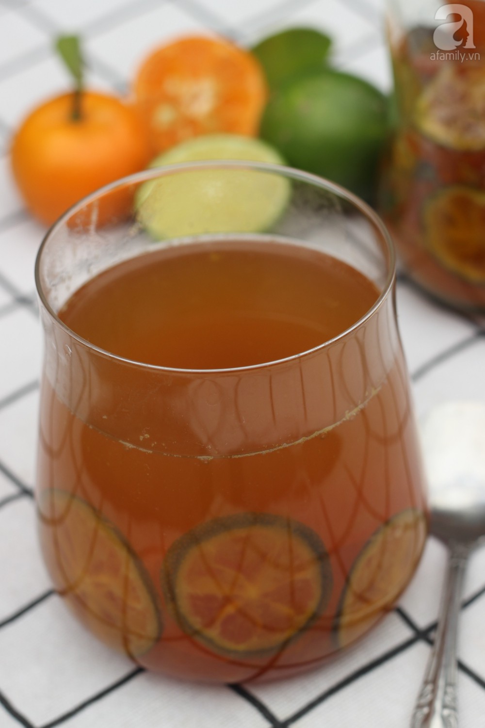 Quất sau Tết chẳng bao giờ bị ế vì có món trà quất ngon nuốt lưỡi này rồi - Ảnh 10. Quất sau Tết chẳng bao giờ bị ế vì có món trà quất ngon nuốt lưỡi này rồi - Ảnh 10.