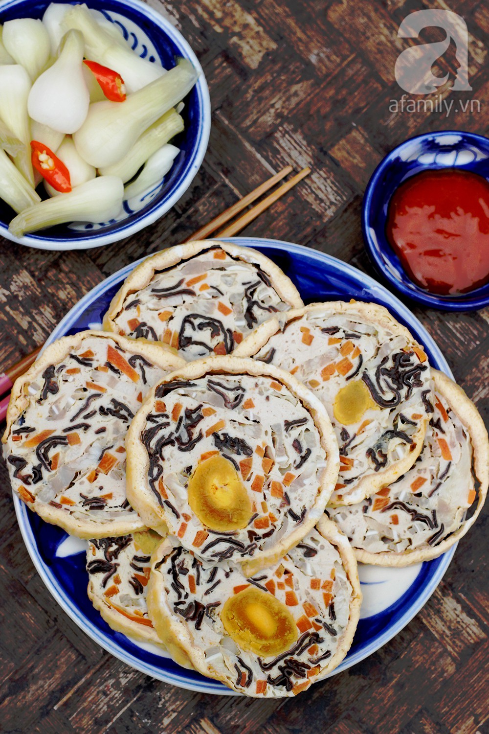 Tự làm giò hoa ngũ sắc tại nhà chẳng khó như bạn nghĩ đâu - Ảnh 9. Tự làm giò hoa ngũ sắc tại nhà chẳng khó như bạn nghĩ đâu - Ảnh 9.