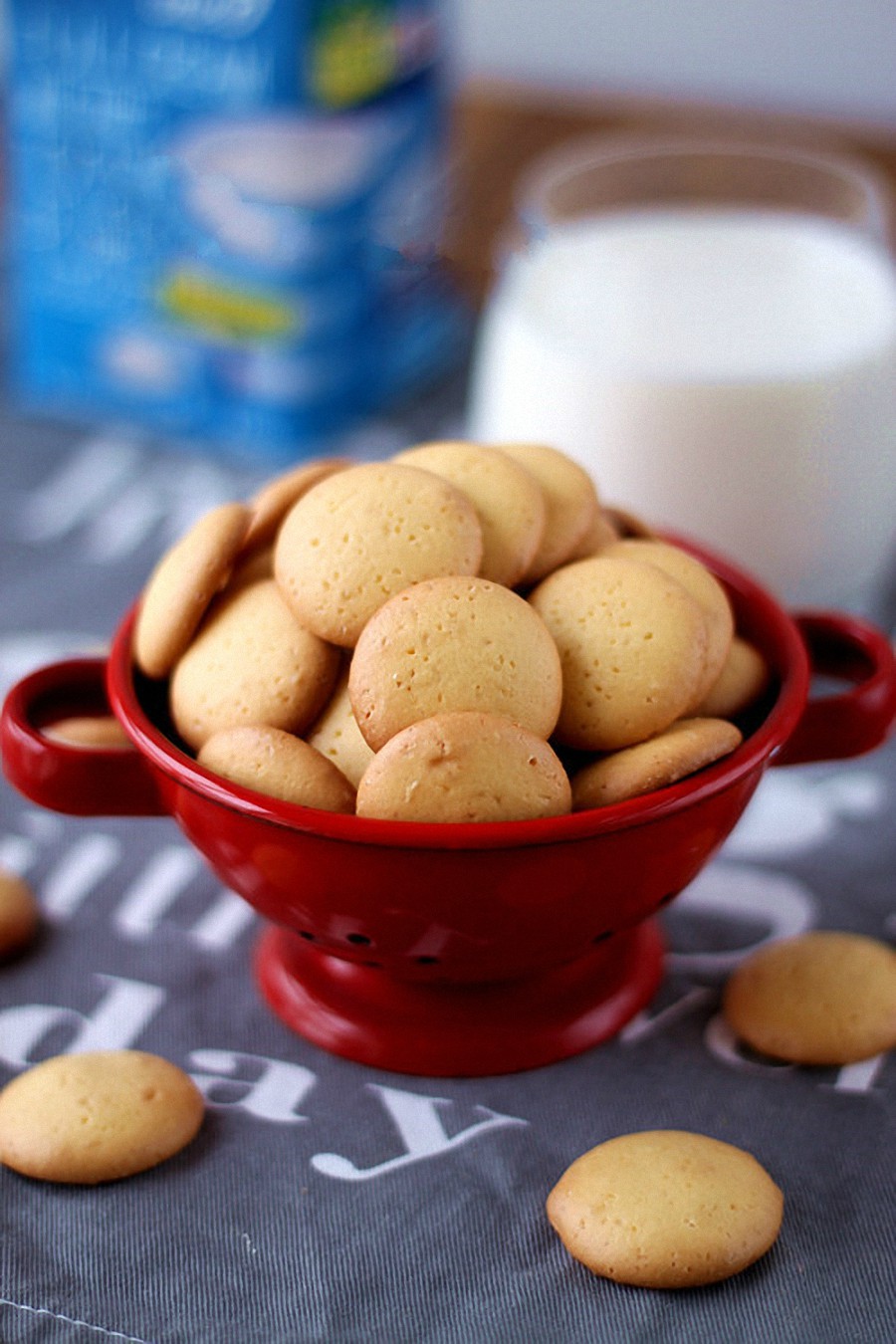 Cuối tuần làm bánh đồng xu giòn tan thơm nức để dành ăn dần - Ảnh 6. Cuối tuần làm bánh đồng xu giòn tan thơm nức để dành ăn dần - Ảnh 6.