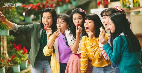 ‘Tháng năm rực rỡ’ nhận ý kiến trái chiều về tạo hình nữ sinh Đà Lạt xưa! - Ảnh 2.