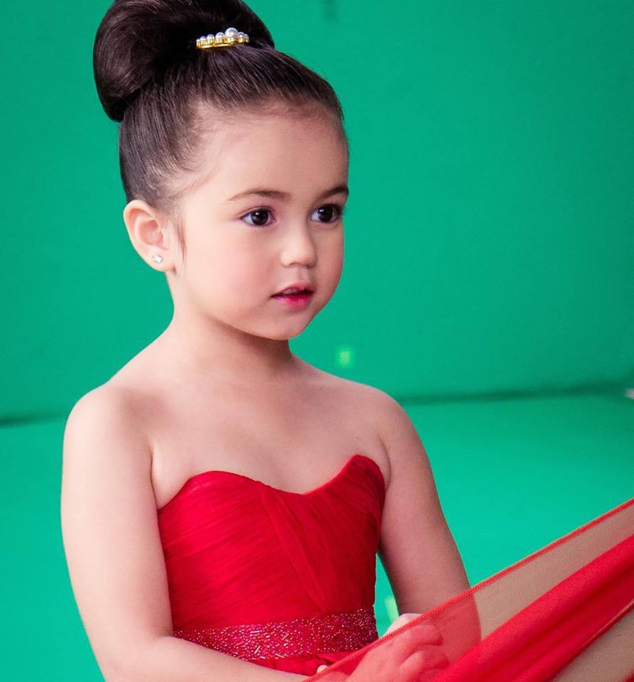Cặp anh em xinh như thiên thần nhưng khi xem ảnh bố mẹ, mọi người còn ngỡ ngàng hơn - Ảnh 7.