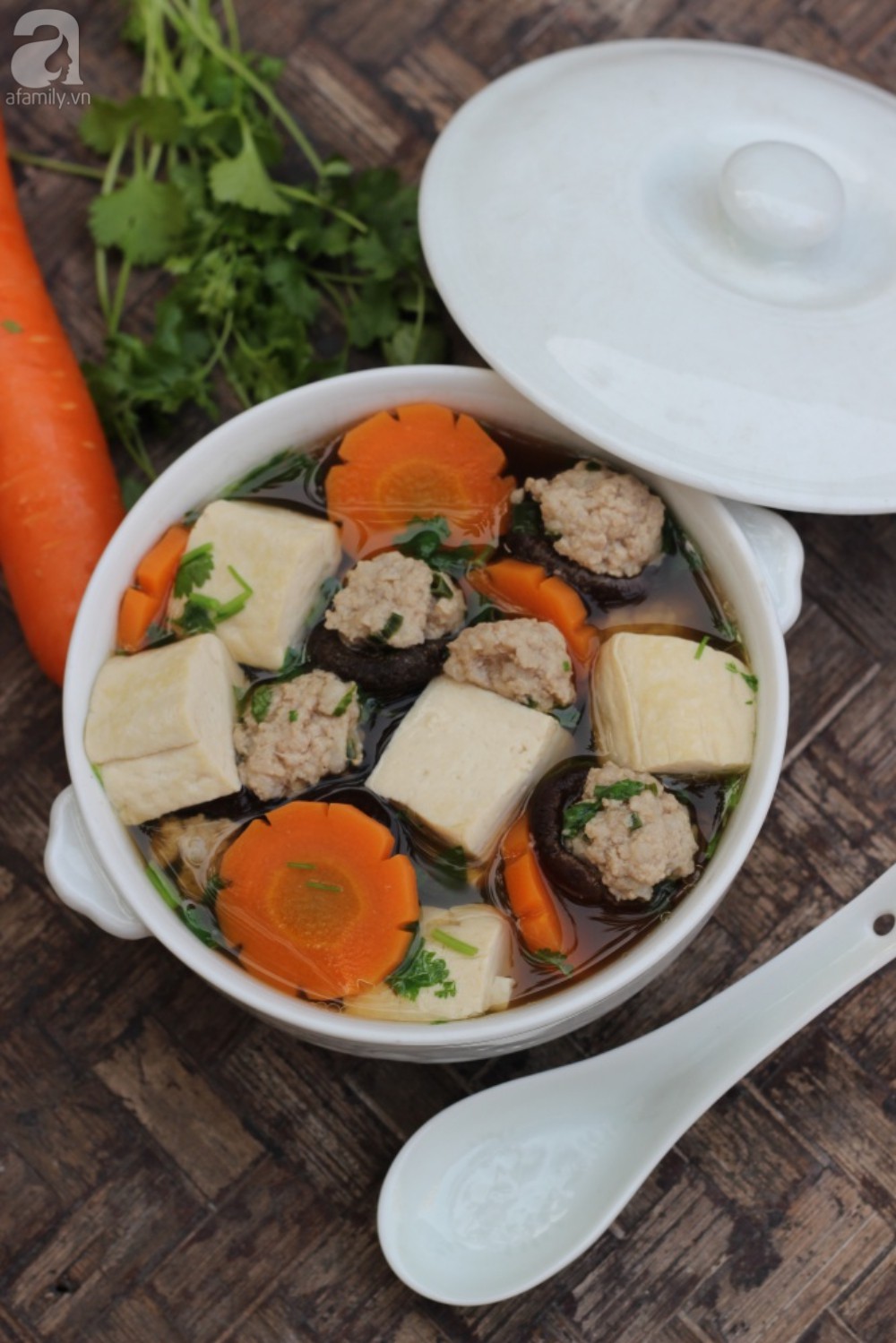 Mẹ Momo chia sẻ cách nấu canh đậu phụ chinh phục cả nhà - Ảnh 10. Mẹ Momo chia sẻ cách nấu canh đậu phụ chinh phục cả nhà - Ảnh 10.