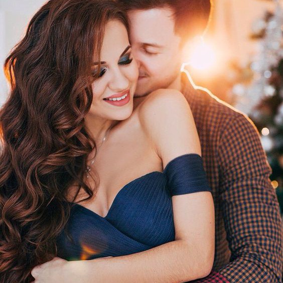 Này các anh, yêu thương nhất định phải nói ra chứ đừng chỉ để trong lòng, vì ngày 8/3 rõ ràng không giống mọi ngày - Ảnh 1.