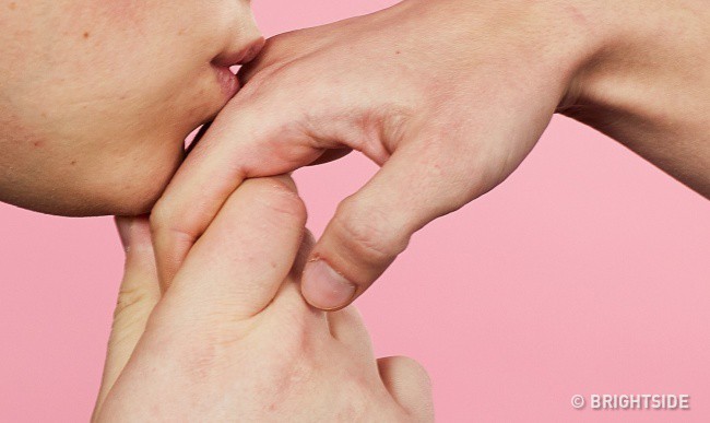 Bạn có biết đọc nụ hôn bói được đối phương yêu bạn nông sâu và chân thành đến đâu - Ảnh 11.