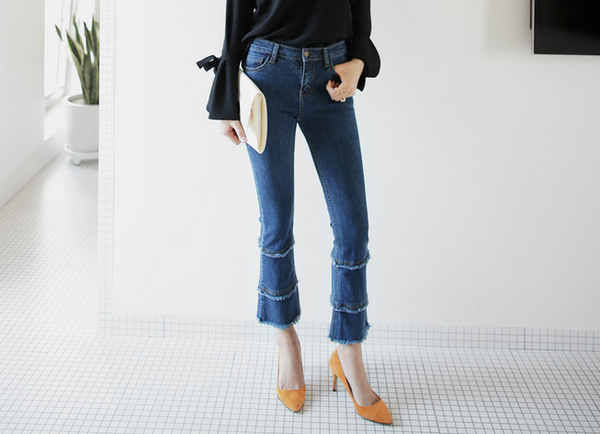 4 lưu ý giúp bạn diện quần jeans ống vẩy max đẹp - Ảnh 4.