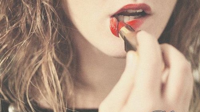 Đàn ông giỏi nói dối đàn bà, còn đàn bà lại giỏi nói dối chính mình - Ảnh 1.