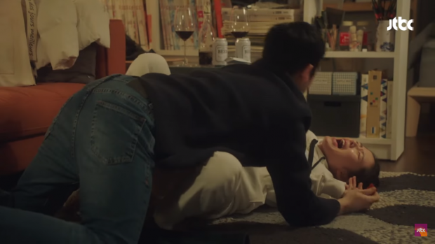 ‘Mệt mỏi’ với gần 50 cảnh ôm - hôn của Son Ye Jin và Jung Hae In trong ‘Chị đẹp mua cơm ngon cho tôi’ - Ảnh 29.