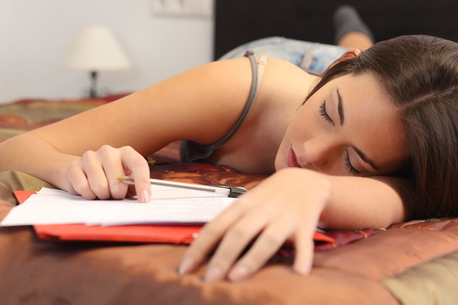11 bí quyết không chỉ giúp bạn dễ ngủ mà còn có thể cải thiện chất lượng giấc ngủ - Ảnh 9.
