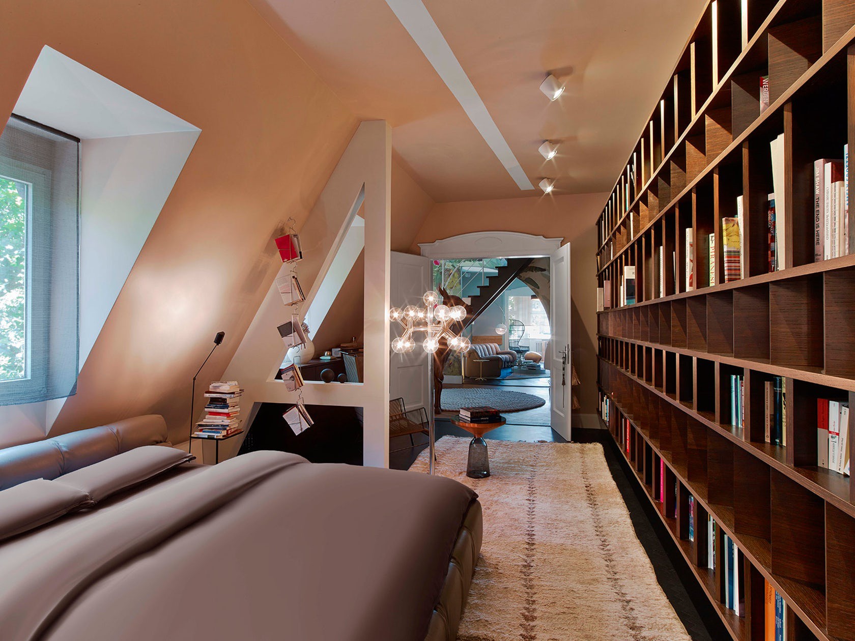 Ngắm ngôi nhà phòng nào cũng ấn tượng nhờ nội thất không đụng hàng - Ảnh 10. Ngắm ngôi nhà phòng nào cũng ấn tượng nhờ nội thất không đụng hàng - Ảnh 10.