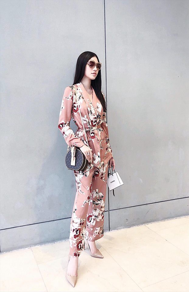 Phong cách khoe hàng hiệu của Hội con nhà giàu Việt tựu chung đều theo 4 gạch đầu dòng này - Ảnh 13.