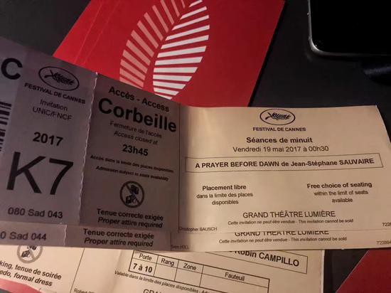Các người đẹp vô danh Hoa ngữ chi bao nhiêu tiền để được đi thảm đỏ Cannes? - Ảnh 2. Các người đẹp vô danh Hoa ngữ chi bao nhiêu tiền để được đi thảm đỏ Cannes? - Ảnh 2.