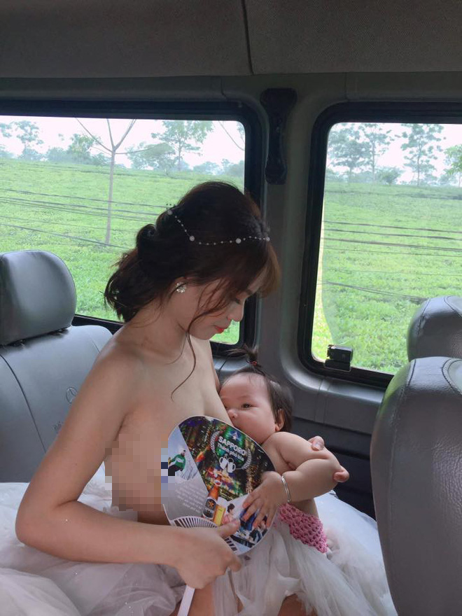 “Cô dâu cho con bú trên xe hoa” – bức ảnh khiến ai cũng thấy rưng rưng xúc động lại có bí mật hậu trường thế này - Ảnh 1.