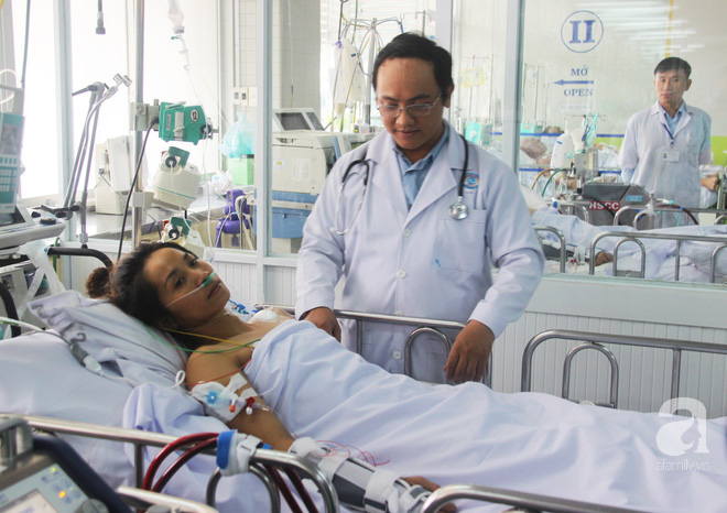 Bệnh viện tại TP.HCM cứu sống bà mẹ ba con bị virus tấn công vào tim bằng kỹ thuật ECMO nhanh nhất từ trước đến nay - Ảnh 2.