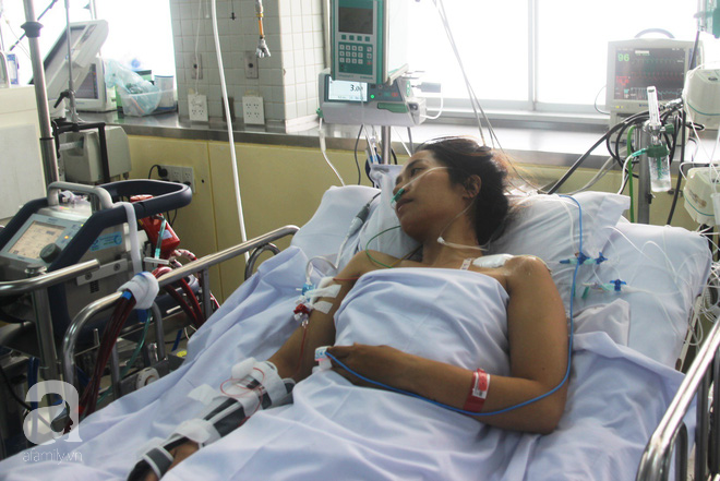 Bệnh viện tại TP.HCM cứu sống bà mẹ ba con bị virus tấn công vào tim bằng kỹ thuật ECMO nhanh nhất từ trước đến nay - Ảnh 1.