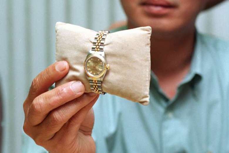 Vụ án chiếc đồng hồ định mệnh: Yêu mù quáng gái bán hoa, gã trai tân thành kẻ giết người không gớm tay - Ảnh 6. Vụ án chiếc đồng hồ định mệnh: Yêu mù quáng gái bán hoa, gã trai tân thành kẻ giết người không gớm tay - Ảnh 6.