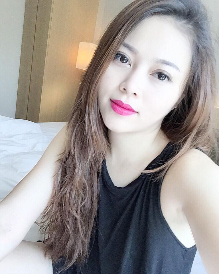 Cuối tuần của các hot mom: mẹ 4 con Hằng Túi khoe nhan sắc bầu bí trong veo, Huyền Baby diện đồ hiệu sang chảnh ngút ngàn - Ảnh 3. Cuối tuần của các hot mom: mẹ 4 con Hằng Túi khoe nhan sắc bầu bí trong veo, Huyền Baby diện đồ hiệu sang chảnh ngút ngàn - Ảnh 3.