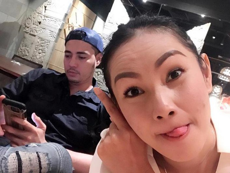 Bị bắt quả tang mèo mả gà đồng, bồ của chồng dỗ đưa 40 triệu để giữ im lặng, cô vợ đau đầu hội ý chị em - Ảnh 2. Bị bắt quả tang mèo mả gà đồng, bồ của chồng dỗ đưa 40 triệu để giữ im lặng, cô vợ đau đầu hội ý chị em - Ảnh 2.