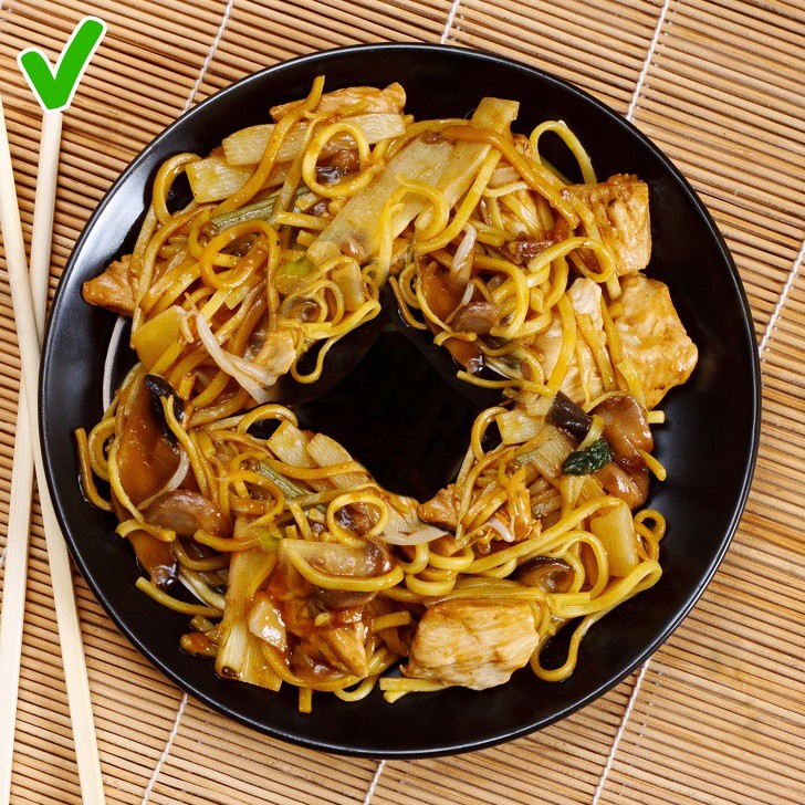8 lỗi nấu nướng ngớ ngẩn chúng ta hay gặp trong nhà bếp, lỗi đầu tiên sẽ khiến khối người phải mắt tròn mắt dẹt - Ảnh 5. 8 lỗi nấu nướng ngớ ngẩn chúng ta hay gặp trong nhà bếp, lỗi đầu tiên sẽ khiến khối người phải mắt tròn mắt dẹt - Ảnh 5.