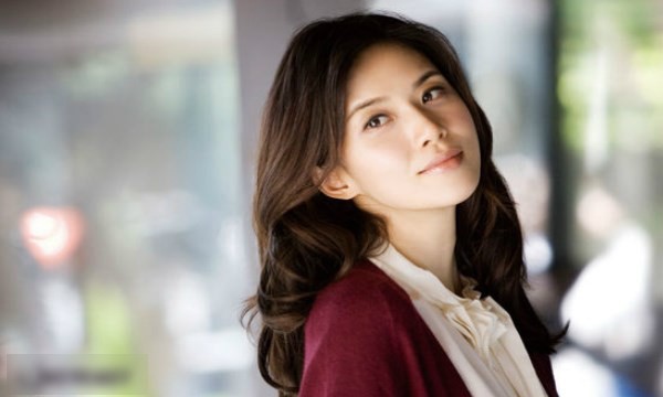 Phụ nữ đừng hời hợt và vô tình với chính phần đời mình đang sống - Ảnh 1.