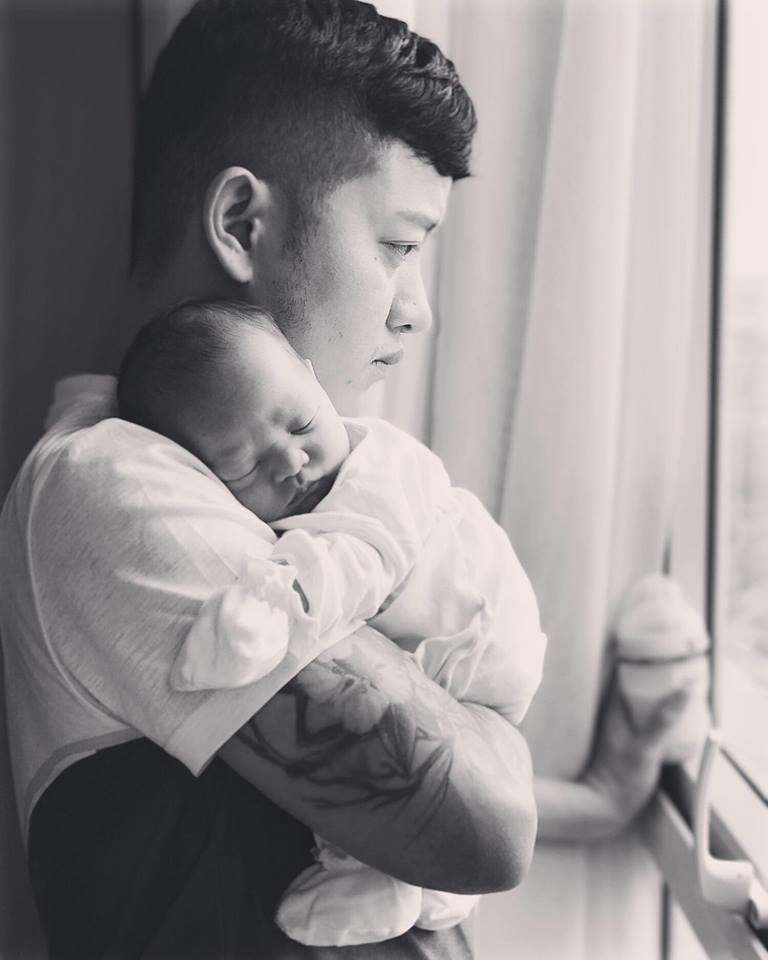 Tiết lộ bất ngờ để thành bà hoàng của người phụ nữ khiến toàn MXH phát ghen vì có anh chồng pha sữa đêm để vợ được ngủ vít đến tận trưa - Ảnh 2. Tiết lộ bất ngờ để thành bà hoàng của người phụ nữ khiến toàn MXH phát ghen vì có anh chồng pha sữa đêm để vợ được ngủ vít đến tận trưa - Ảnh 2.