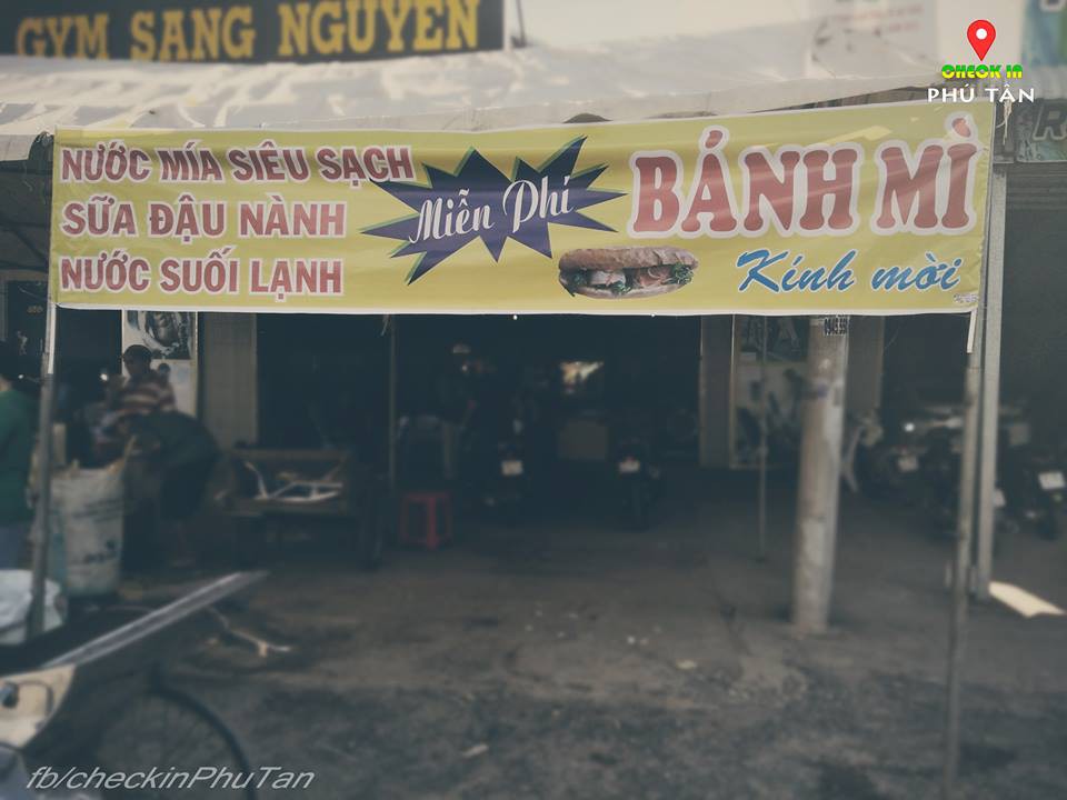 Ấm lòng Phú Tân mùa đại lễ - vùng đất dư dả tình người của miền Tây, sẵn sàng miễn phí mọi thứ cho du khách thập phương - Ảnh 15. Ấm lòng Phú Tân mùa đại lễ - vùng đất dư dả tình người của miền Tây, sẵn sàng miễn phí mọi thứ cho du khách thập phương - Ảnh 15.