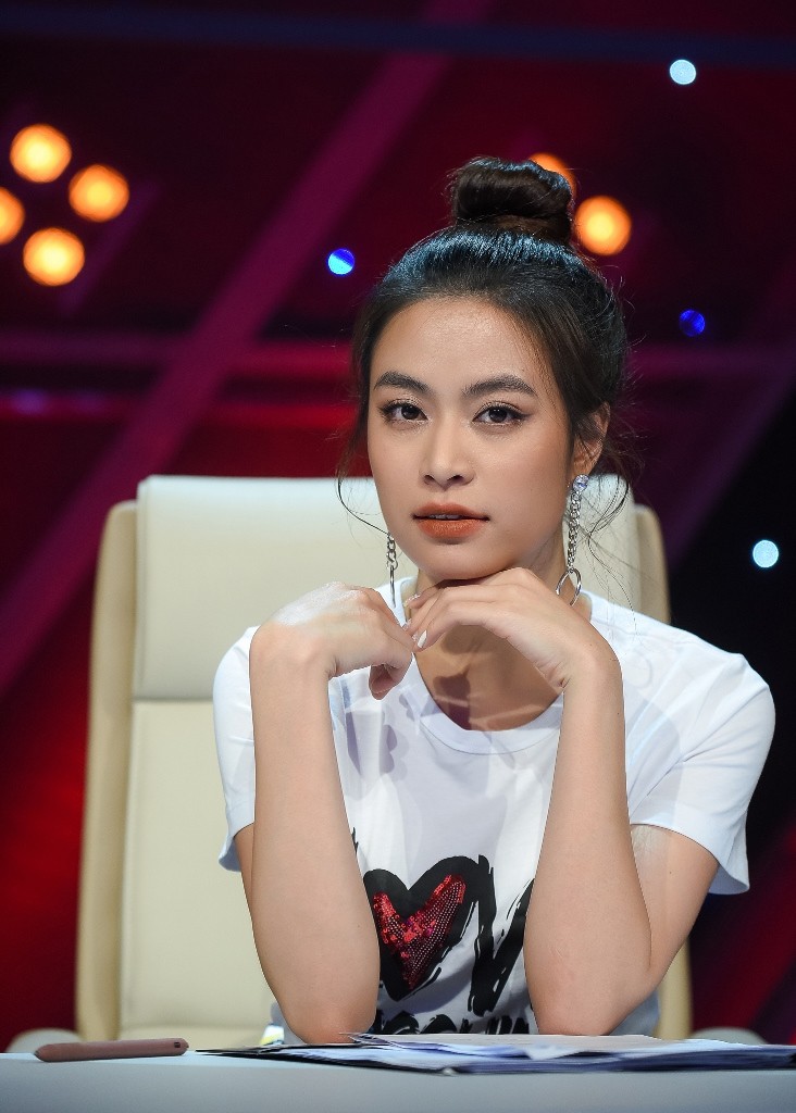 Mắng thí sinh quá ích kỷ, Hương Tràm mâu thuẫn ra mặt với Đức Phúc - Ảnh 3. Mắng thí sinh quá ích kỷ, Hương Tràm mâu thuẫn ra mặt với Đức Phúc - Ảnh 3.