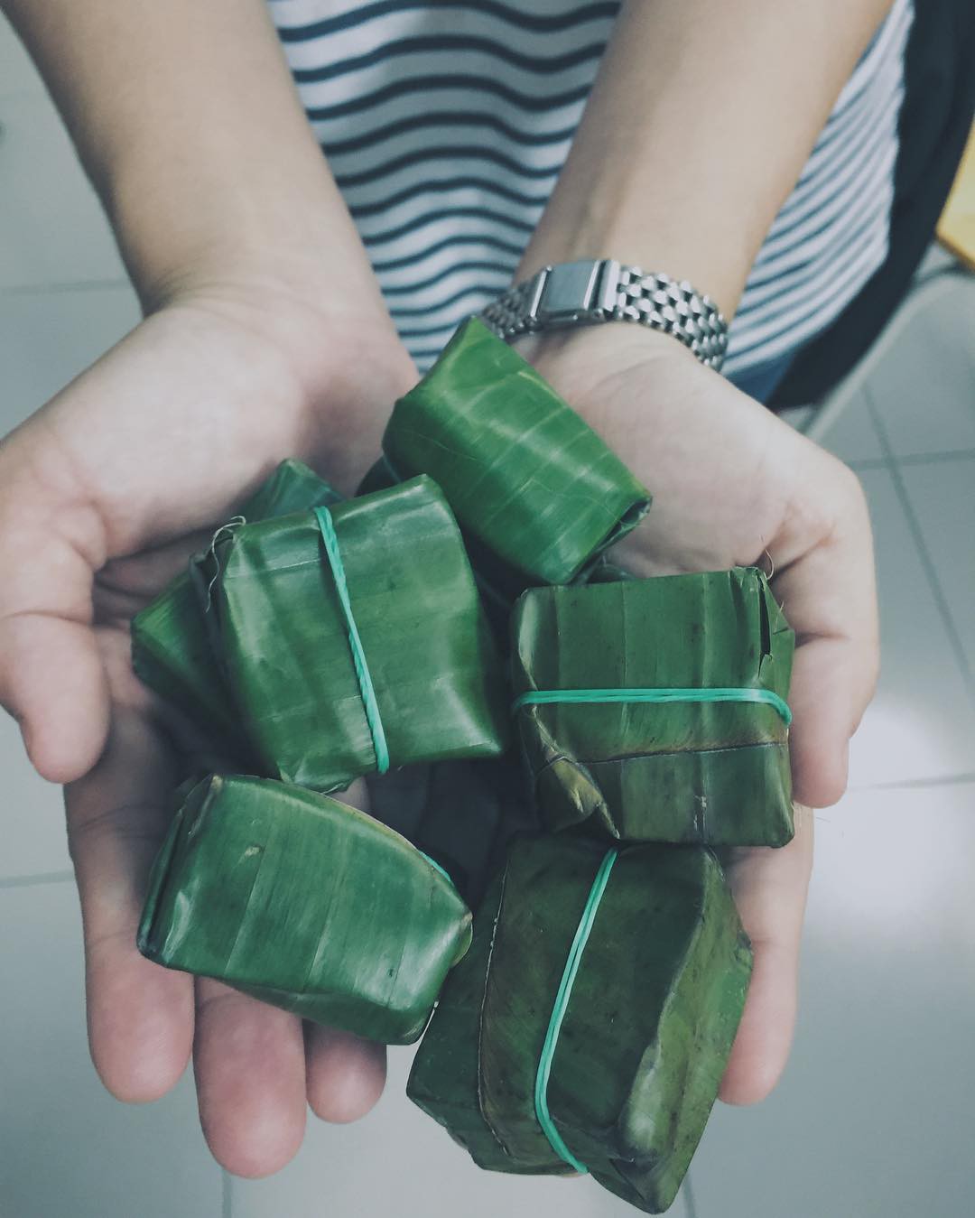 6 món đặc sản rất đáng mua về làm qua khi du lịch Quy Nhơn - Ảnh 3. 6 món đặc sản rất đáng mua về làm qua khi du lịch Quy Nhơn - Ảnh 3.