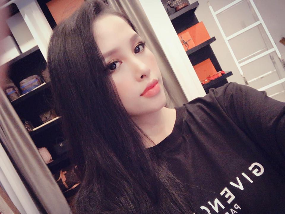 Cuối tuần của hội hot mom: Hằng Túi khoe cậu út Sữa chủ tịch cute lạc lối, Huỳnh Lý Đông Phương liên tục chia sẻ ảnh con gái đầu lòng - Ảnh 1. Cuối tuần của hội hot mom: Hằng Túi khoe cậu út Sữa chủ tịch cute lạc lối, Huỳnh Lý Đông Phương liên tục chia sẻ ảnh con gái đầu lòng - Ảnh 1.
