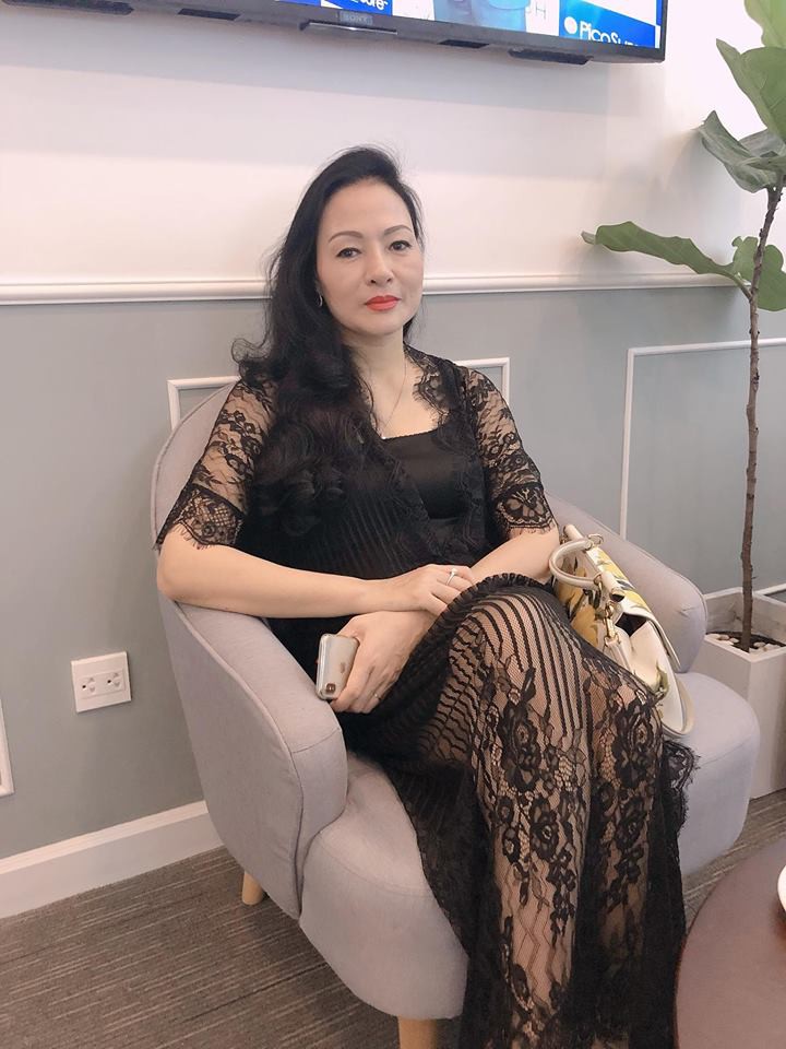 Cuối tuần của hội hot mom: Hằng Túi khoe cậu út Sữa chủ tịch cute lạc lối, Huỳnh Lý Đông Phương liên tục chia sẻ ảnh con gái đầu lòng - Ảnh 11. Cuối tuần của hội hot mom: Hằng Túi khoe cậu út Sữa chủ tịch cute lạc lối, Huỳnh Lý Đông Phương liên tục chia sẻ ảnh con gái đầu lòng - Ảnh 11.