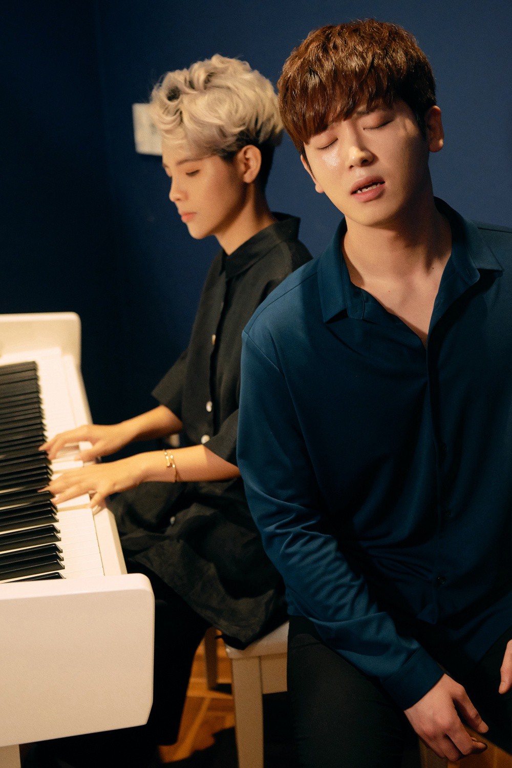 Vũ C&aacute;t Tường: &lsquo;Đ&acirc;y l&agrave; lần đầu ti&ecirc;n t&ocirc;i x&uacute;c động v&igrave; c&oacute; người h&aacute;t b&agrave;i m&igrave;nh hay đến thế&rsquo; - Ảnh 1.