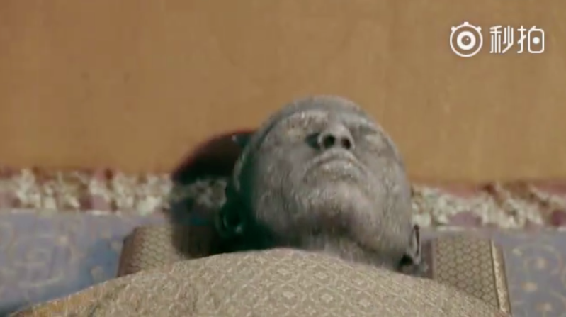 Th&aacute;i tử Nguyễn Kinh Thi&ecirc;n vừa từ ải chết trở về, Dương Mịch đ&atilde; g&acirc;y sốc khi cầm dao đ&acirc;m ch&agrave;ng  - Ảnh 5.