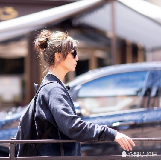 Giảm c&acirc;n th&agrave;nh c&ocirc;ng, đ&acirc;y l&agrave; v&oacute;c d&aacute;ng mảnh mai kh&oacute; tin c&ugrave;ng g&oacute;c nghi&ecirc;ng thần th&aacute;nh của Triệu Vy - Ảnh 4.