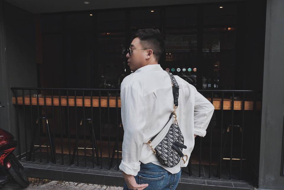 Một ngày đẹp trời, bạn tỉnh giấc và thấy cả thế giới đang đeo mẫu túi hot nhất từ thời của mẹ mình - Ảnh 7. Một ngày đẹp trời, bạn tỉnh giấc và thấy cả thế giới đang đeo mẫu túi hot nhất từ thời của mẹ mình - Ảnh 7.